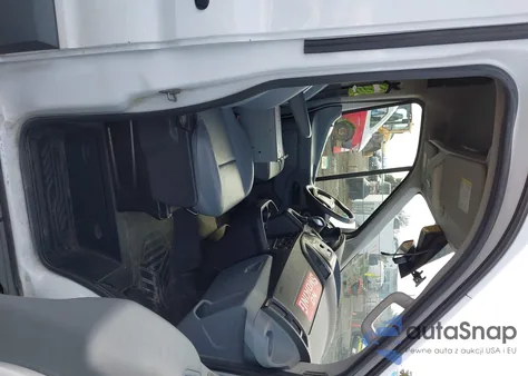 2016 Ford Transit-350 z USA, uszkodzony, nr VIN 1FTBW2CM5GKB35345